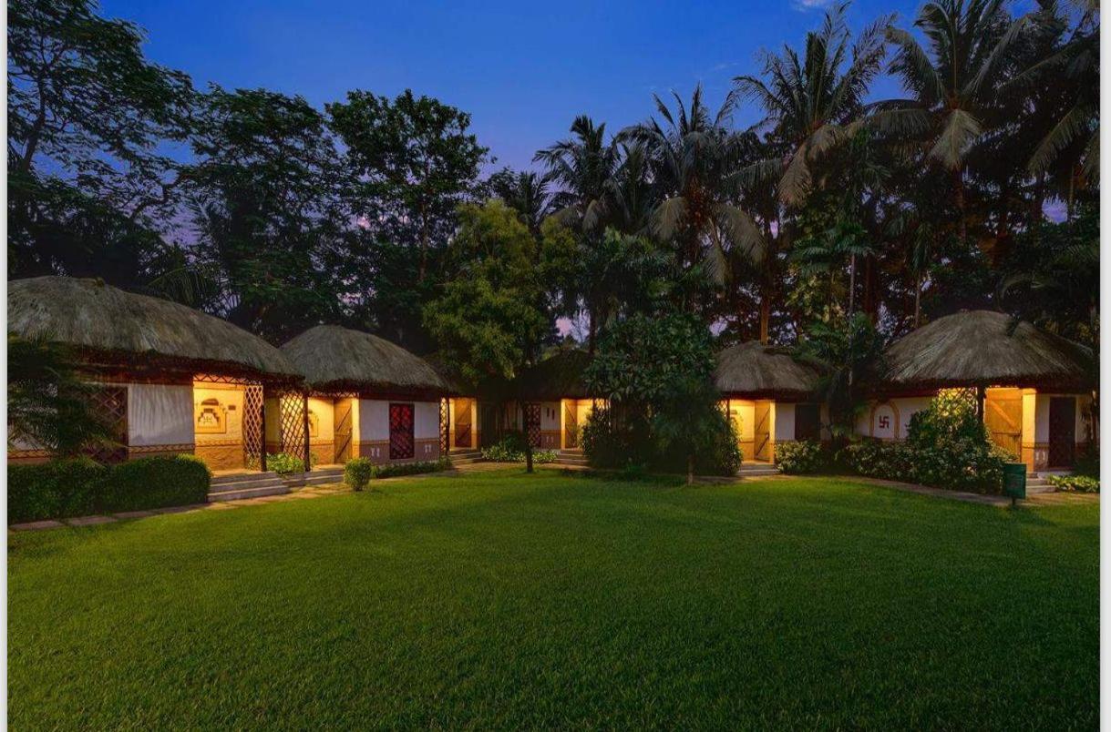 Ibiza The Fern Resort & Spa, Kolkata Ngoại thất bức ảnh