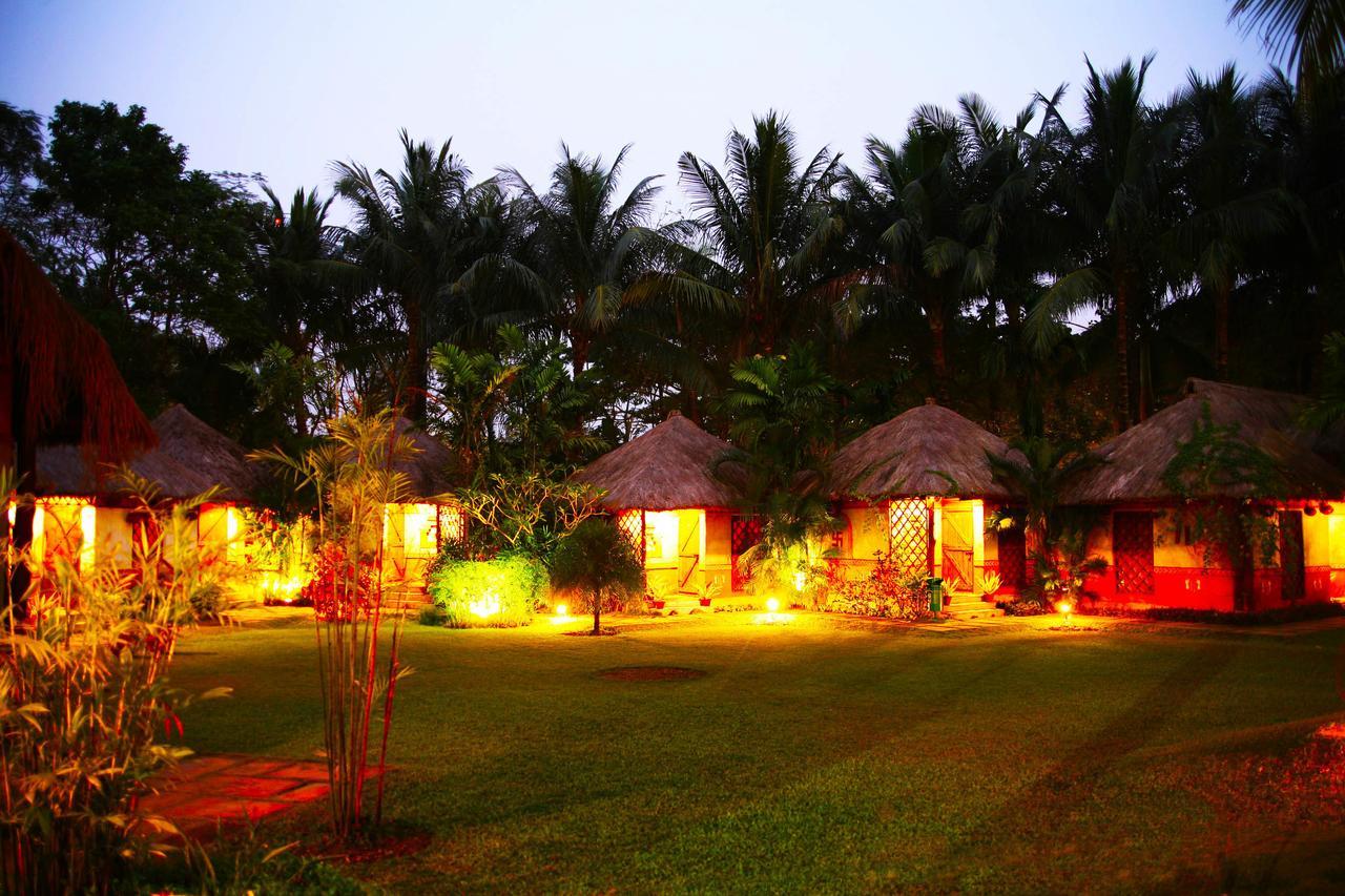 Ibiza The Fern Resort & Spa, Kolkata Ngoại thất bức ảnh